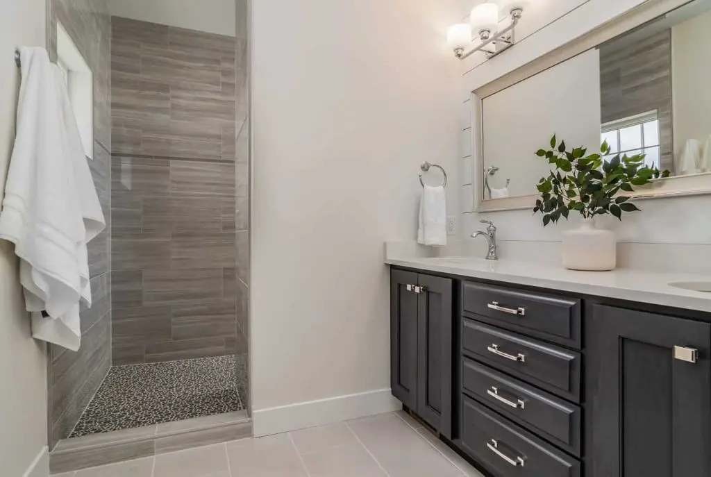 Transitional – 1324 — photo 18