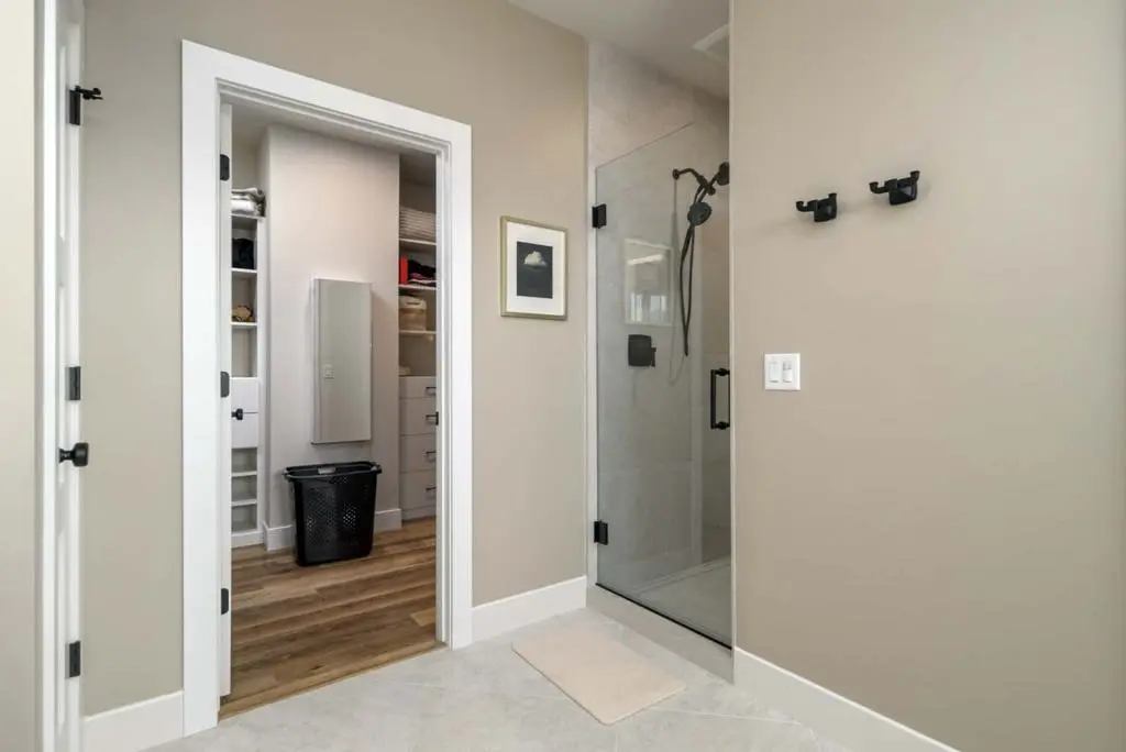 Modern – 827 — photo 19